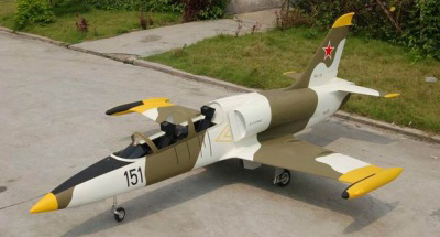 L 39